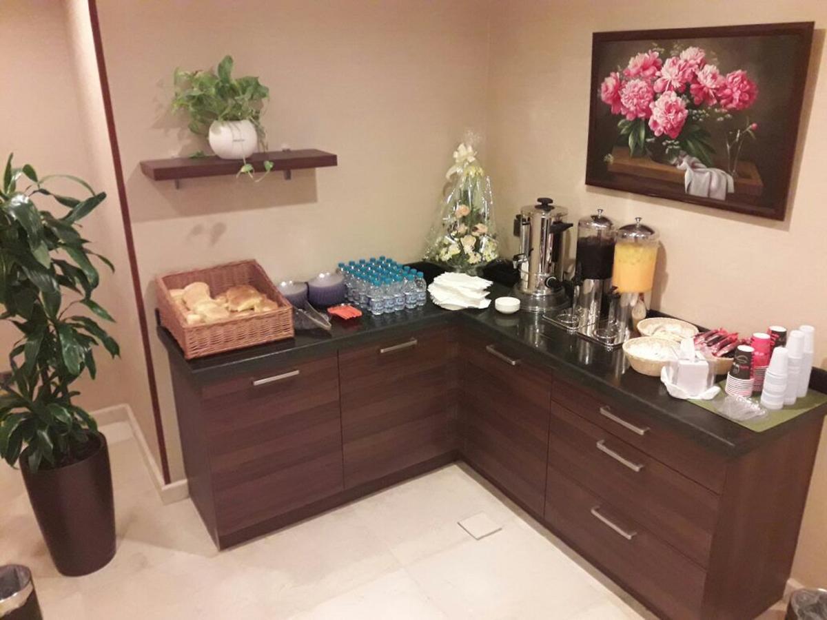 فندق سويت إن الرياض المظهر الخارجي الصورة